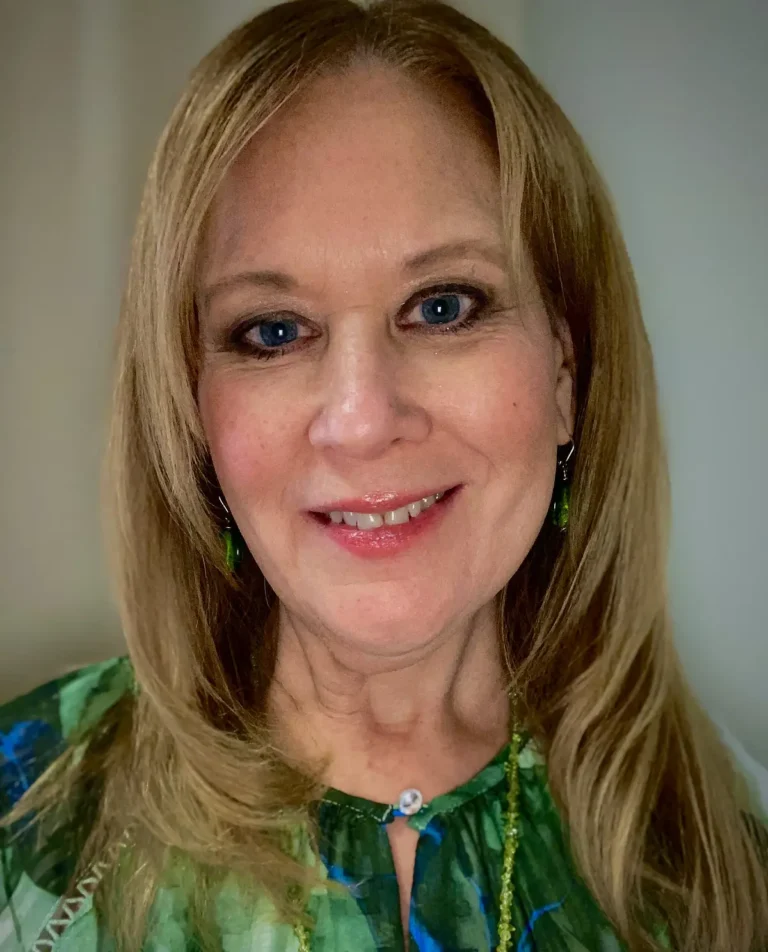 Portrait of Clarissa Wrightson - Spiritual Energy Healer, Usui Reiki Master